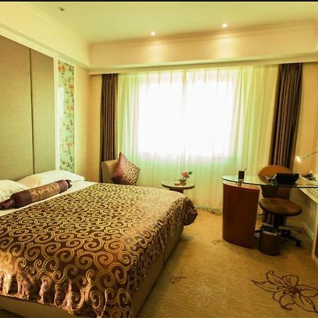 Beijing Zhongyu Century Grand Hotel Exteriör bild