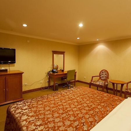 Beijing Zhongyu Century Grand Hotel Exteriör bild